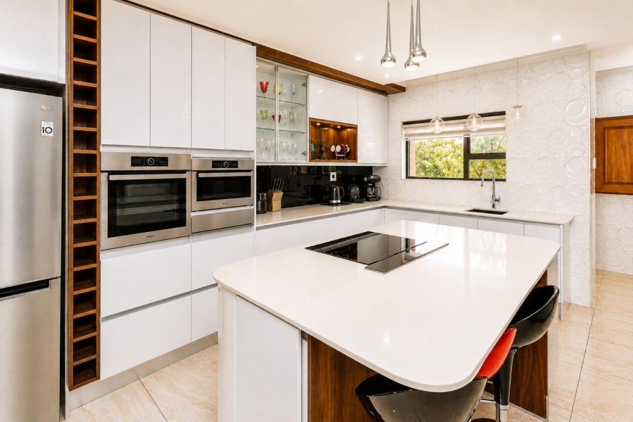 5 Bedroom Property for Sale in Xanadu Eco Park North West